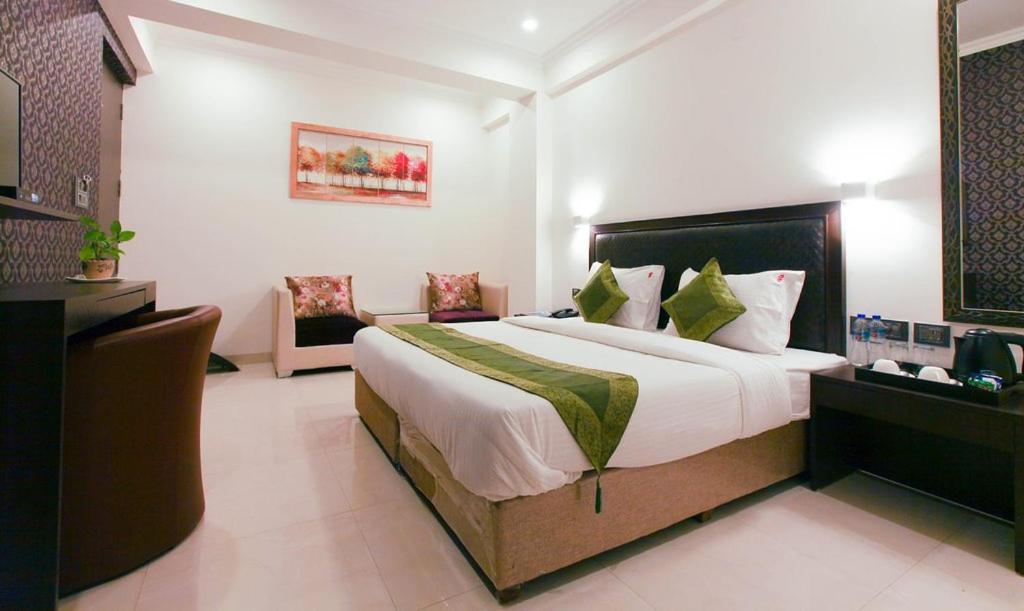 Hotel Anand Bhawan