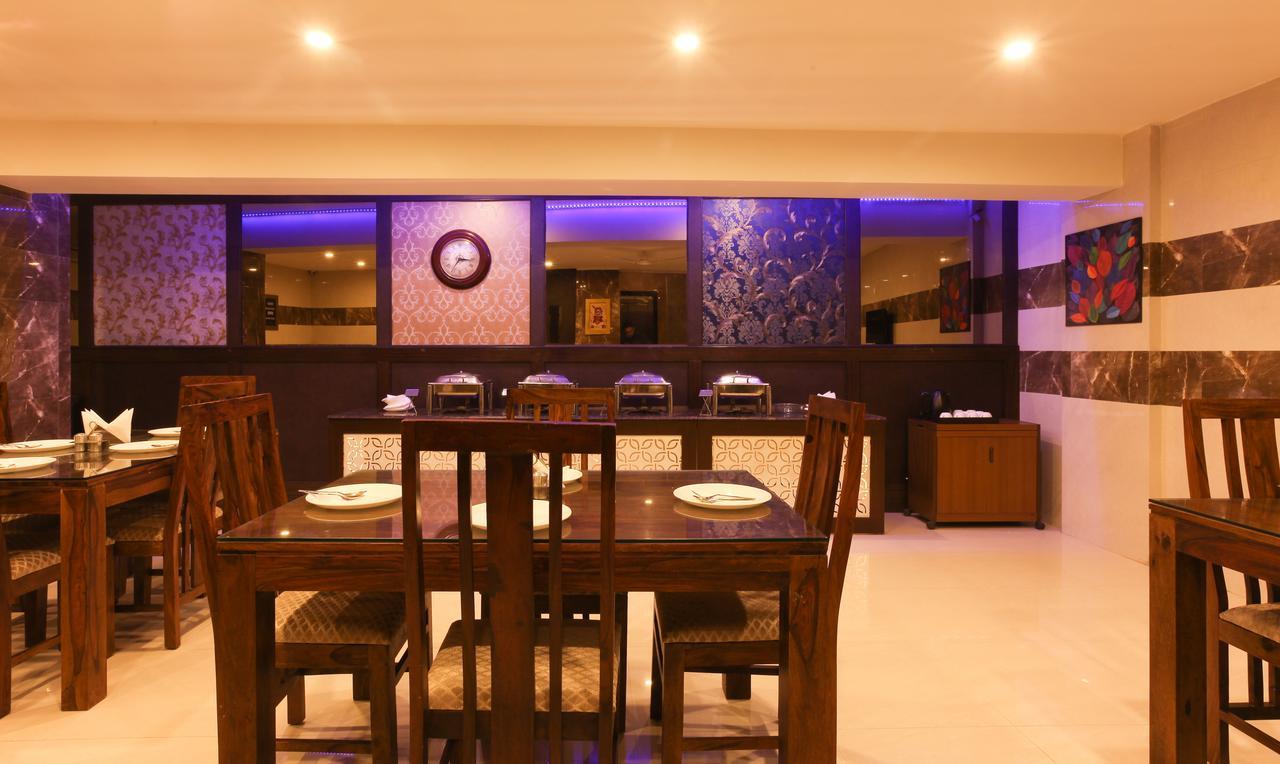 Hotel Anand Bhawan 3*